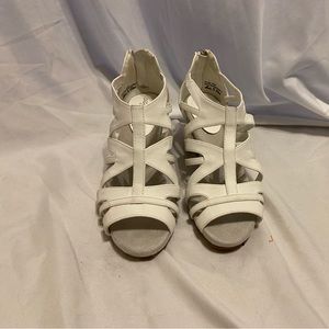 Women’s open toe heels